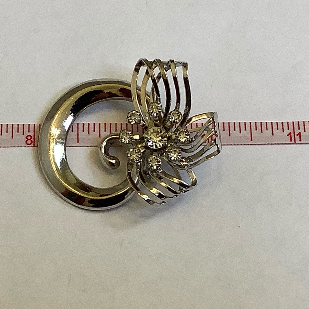 Bow Swirl Brooch Pin - Picture 4 of 6